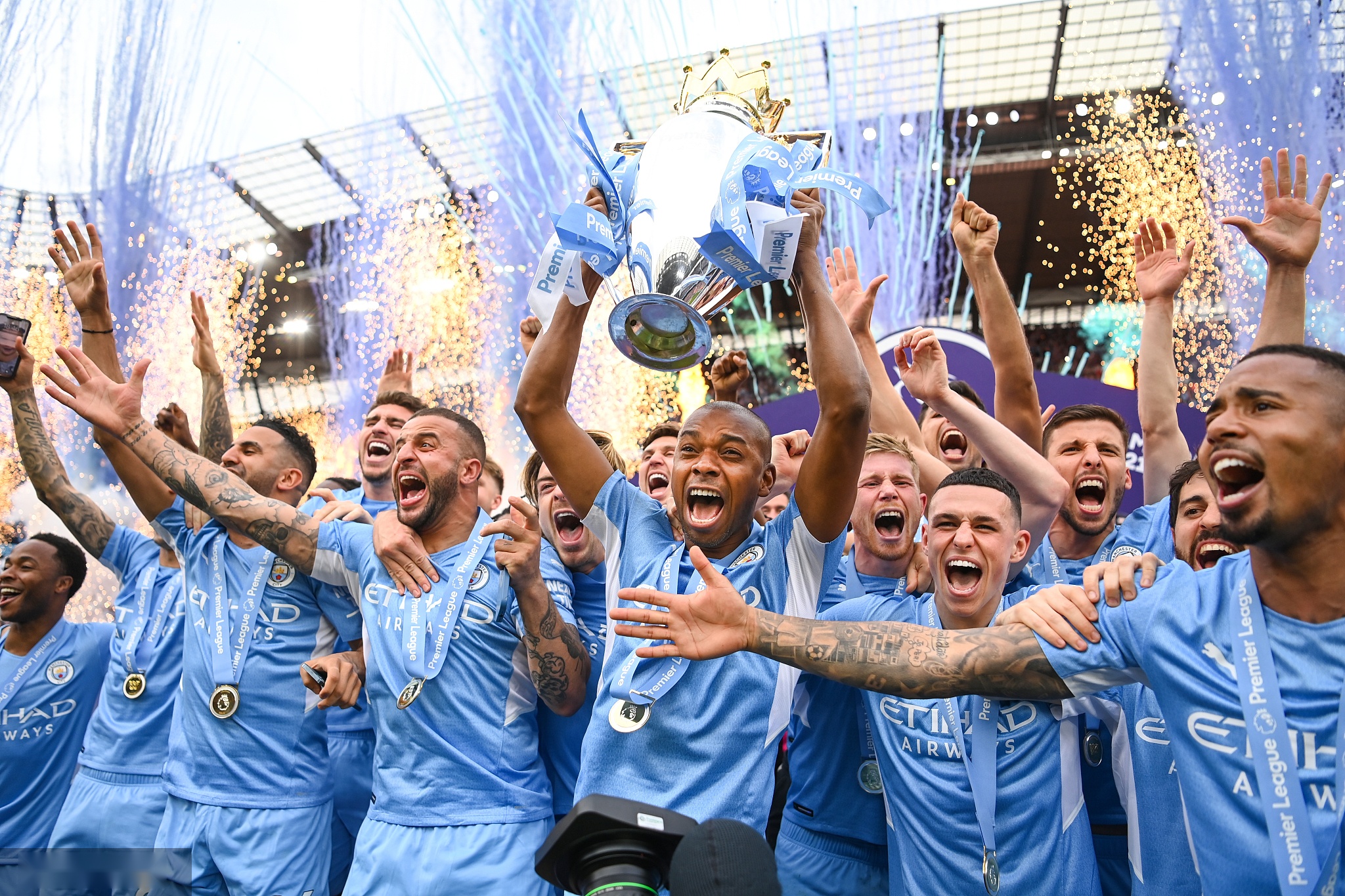 成为世界足 成为世界足